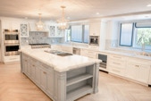 ▪ Kitchen
▪ Bathroom
▪ Dining/living room